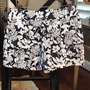 C. Wonder Shorts Black and White Print